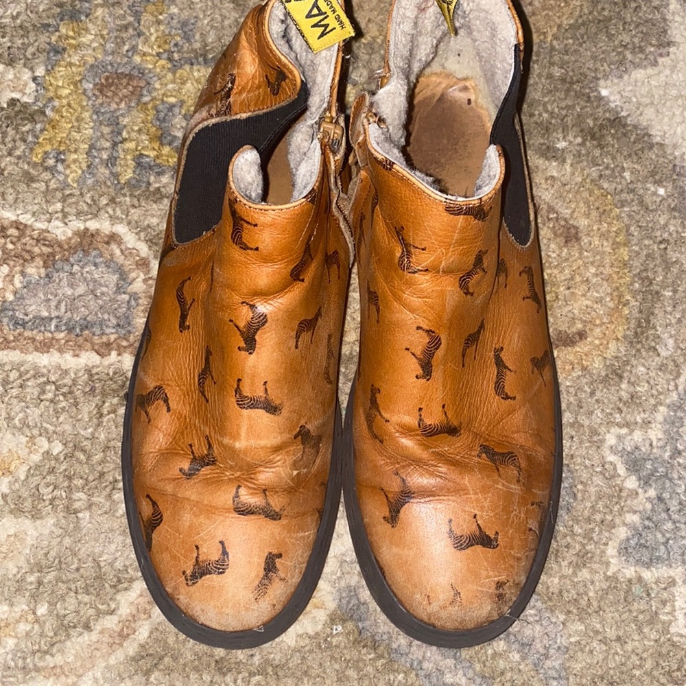 MAA Kids Leather Bootie Size 40